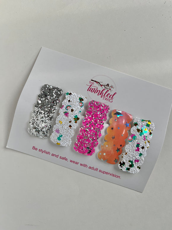 Throwing Confetti Snap Clips